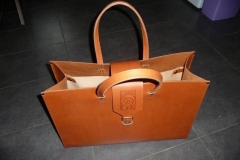feste-stehende-grosse-tasche-fuer-musiker-notenstaender-etc.-2