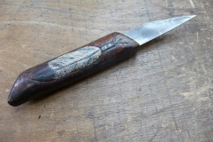 arbeitsmesser-mit-ledergriff-punziert_02