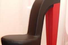 high-heel-aus-leder-zum-sitzen